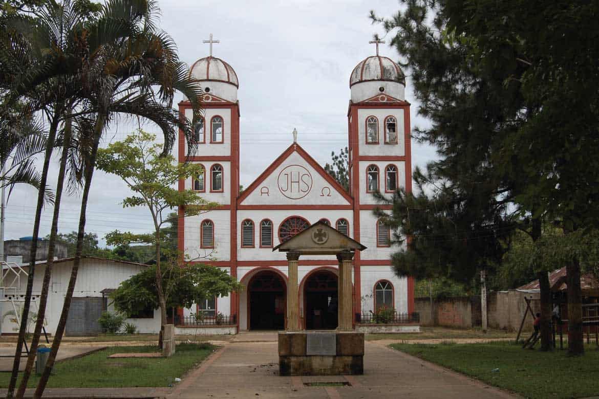 Caño Cristales river Colombia tours
